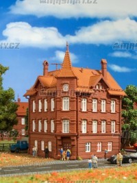 městský nádražní dům.jpg