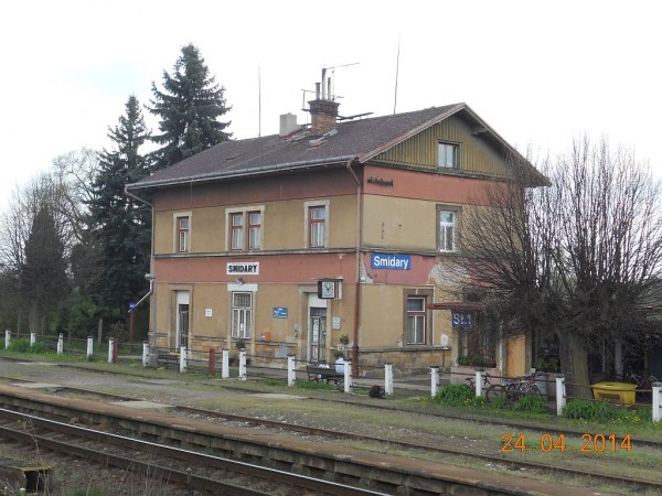 Smidary - výpravní budova 3.jpg
