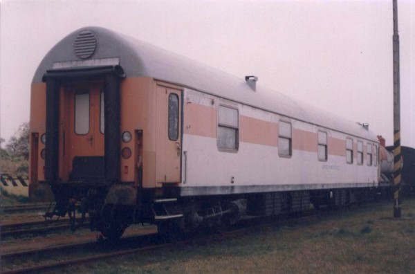 02.jpg