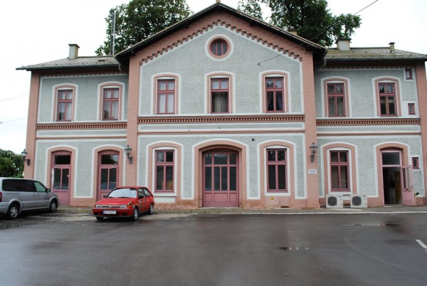Bf Siebenbtunn 02.jpg (345.05 KiB) Zobrazeno 12743 krát Bf Siebenbtunn 02.jpg