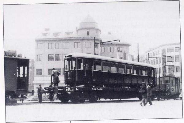 Pa 6.sk s vozem MDOK 118.JPG