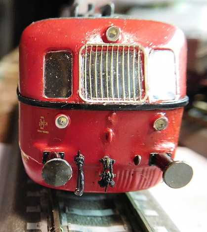 M283_010.jpg