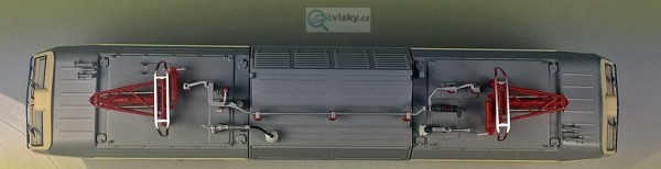 _vyrp16_1100660332s.jpg