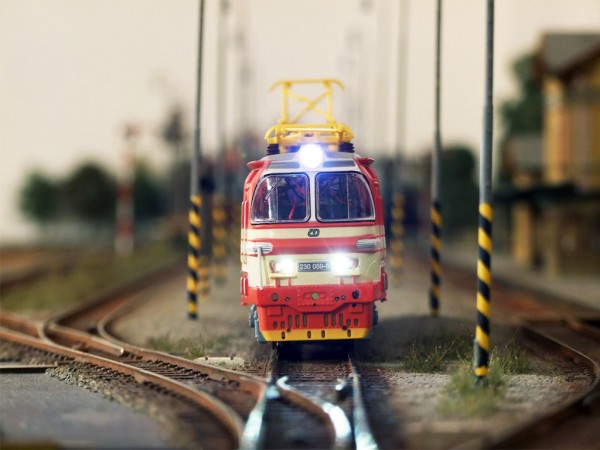 2016_0608_002239.jpg (171.09 KiB) Zobrazeno 6101 krát 2016_0608_002239.jpg