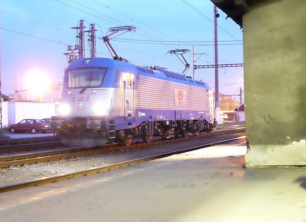 380008.jpg