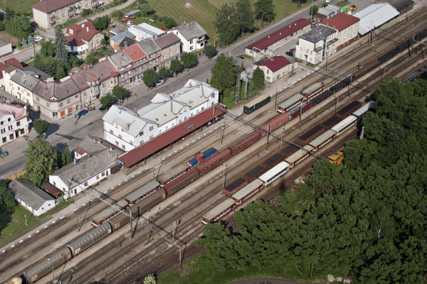 Nadrazi Letohrad A 7 6 2003.jpg