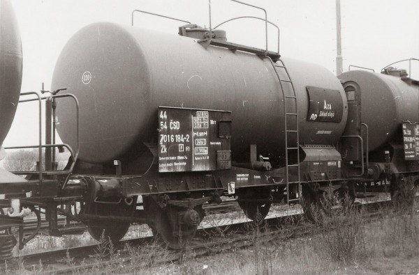 R (Zk) 44 54 701 6 184-2   Cerhenice 19.11.1991.jpg