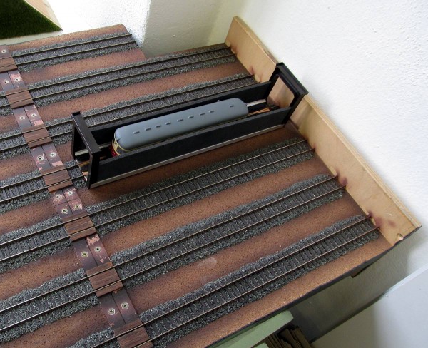 peco-locolift3.JPG