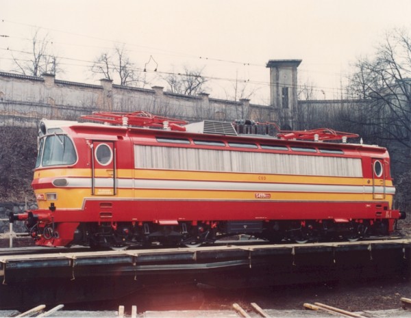 1460126479_1.jpg