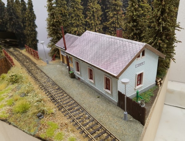 34 X-track Senotín nádraží dotvořené.jpg