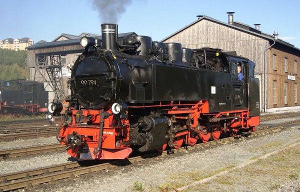 Liesel_09-10-2010_99_794_im_Bahnhof_Oberwiesenthal.JPG