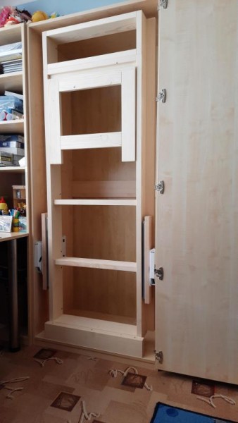 Skříň na kolejiště - 2.jpg