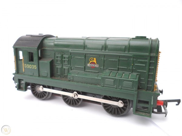 Triang Class 08 diesel TT.jpg