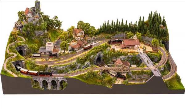 Screenshot 2021-10-13 at 16-32-16 001 Noch familien modelbahn.png