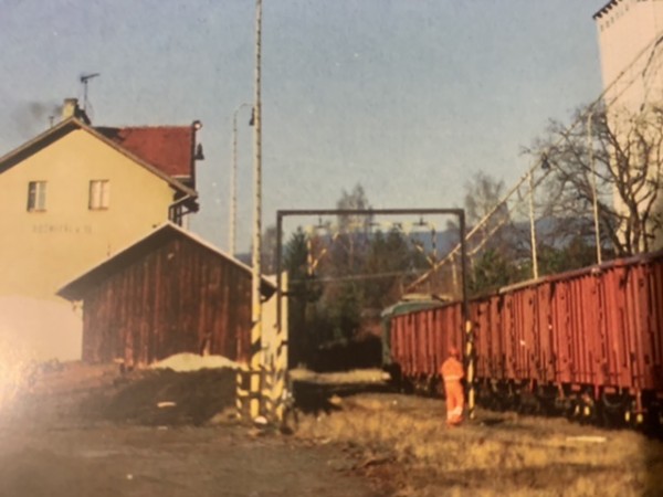 039CF768-54E3-4B93-A872-C1B5A157D356.jpeg (79.21 KiB) Zobrazeno 2371 krát 039CF768-54E3-4B93-A872-C1B5A157D356.jpeg