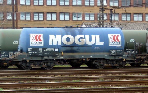 Mogul_1.jpg