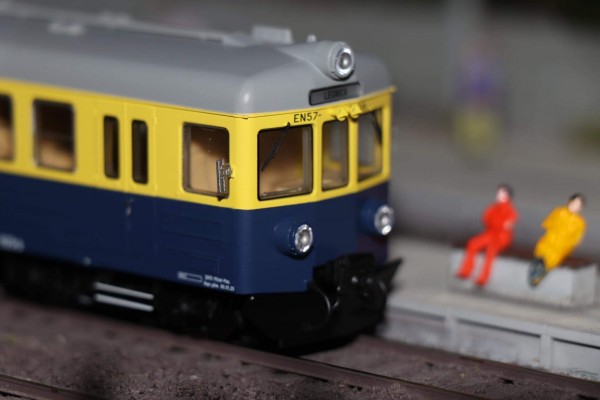 PIKO EN57 PKP.jpeg