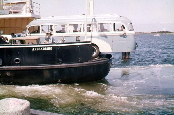 bus_ferry.jpg