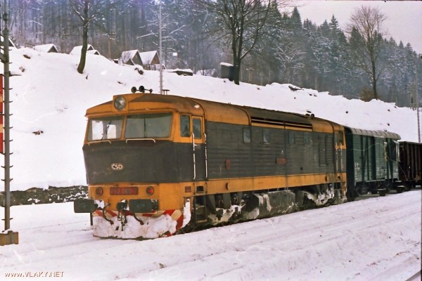 15.01.1995 - Hanušovice, 752.068 pk Mn 82631.jpg