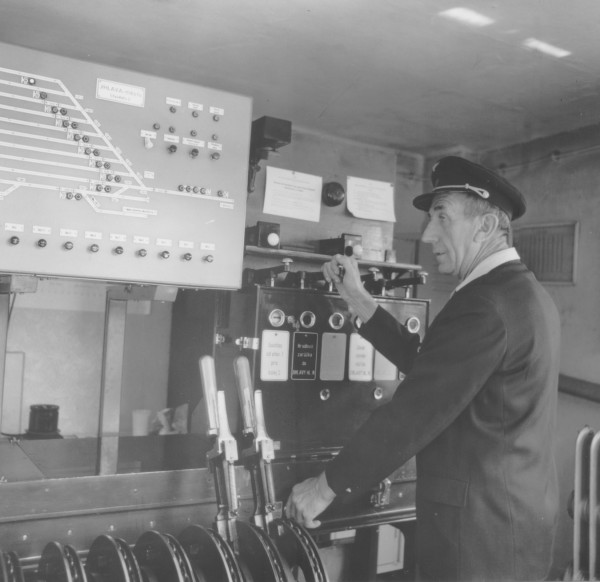 879_Jihlava,mesto_1973,09_stanice1_Stavedlo,St2_foto,Tocik_sbirka,RIC.jpg (275.07 KiB) Zobrazeno 5484 krát 879_Jihlava,mesto_1973,09_stanice1_Stavedlo,St2_foto,Tocik_sbirka,RIC.jpg