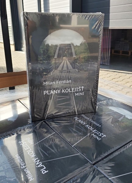 2025-10-21 13.09.02 (1200).jpg