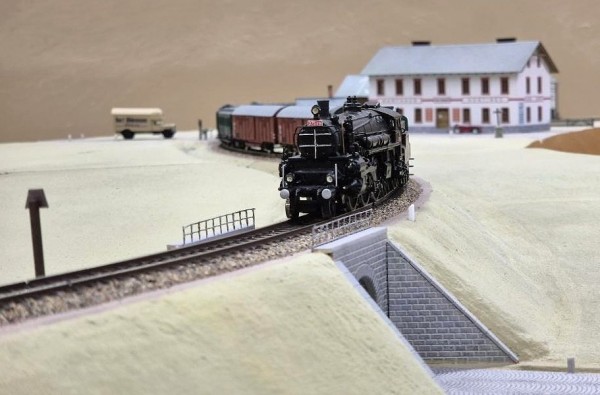 Povrly 251028 Hrboun.jpg