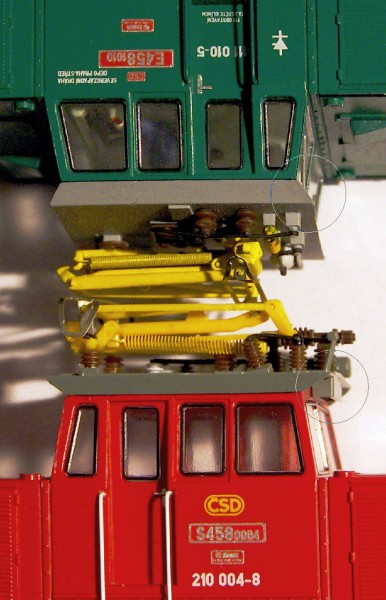 Strechy-E458xS458-detail-WEB.jpg