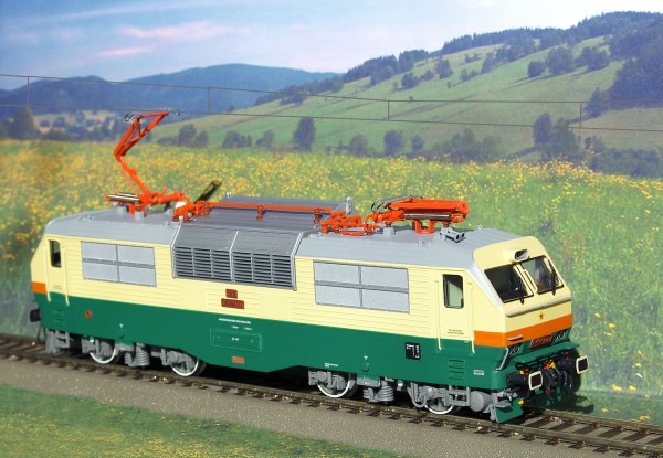 E499_0002_ACME_s_prouzkem_5_WEB.jpg