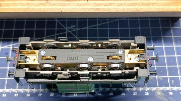 T334_0_b.jpg
